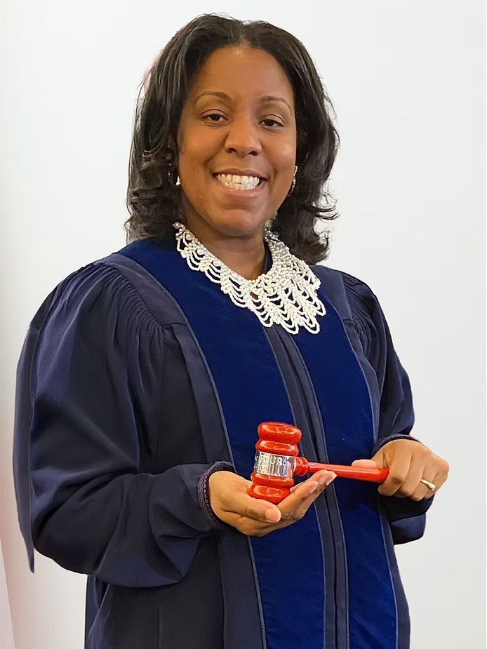 Vote for Judge Lilly-Spells 